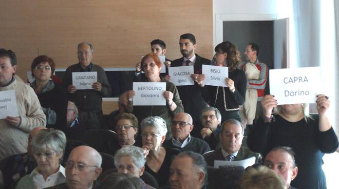 Centro Congressi esaurito a Isola d’Asti per ricordare la lotta di Liberazione 