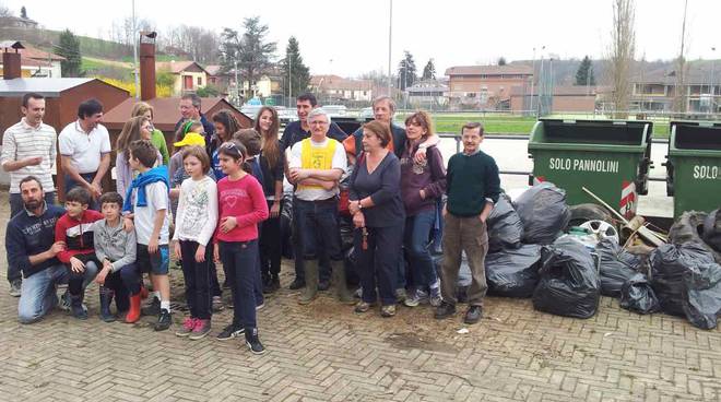 Domenica 29 marzo, Ferrere liberata dai rifiuti abbandonati