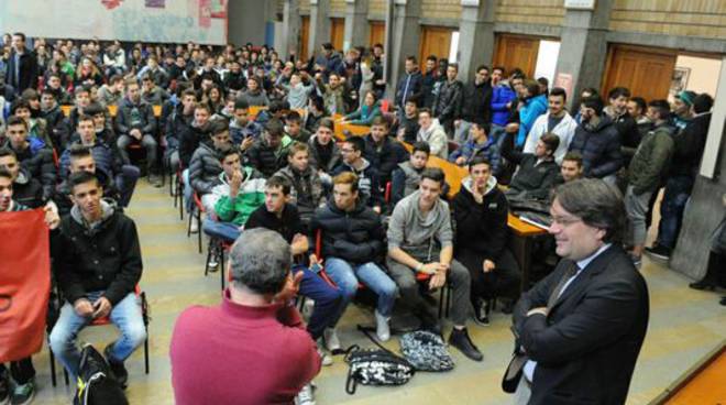 Comune di Asti alleato con dodici scuole superiori per partecipare al bando “Laboratori per l’occupabilità” 