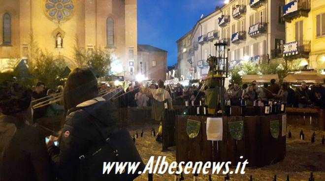 Con il Baccanale del Tartufo ad Alba un tuffo nel Medioevo (Foto)