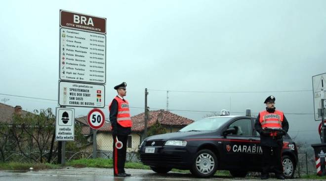 Stalking nei confronti del Sindaco di un comune del Roero: 46enne albese arrestato dai carabinieri