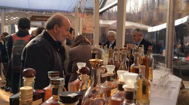 Le Grappe piemontesi insieme al Cioccolato per la grande Fiera del Tartufo di Alba