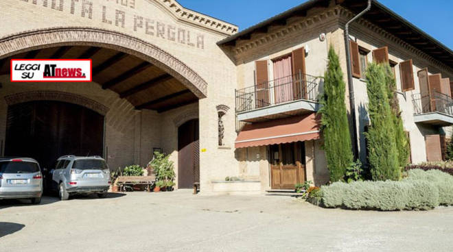 Cisterna d'Asti, Tenuta La Pergola: degustare vino e cibo piemontese anche in bicicletta