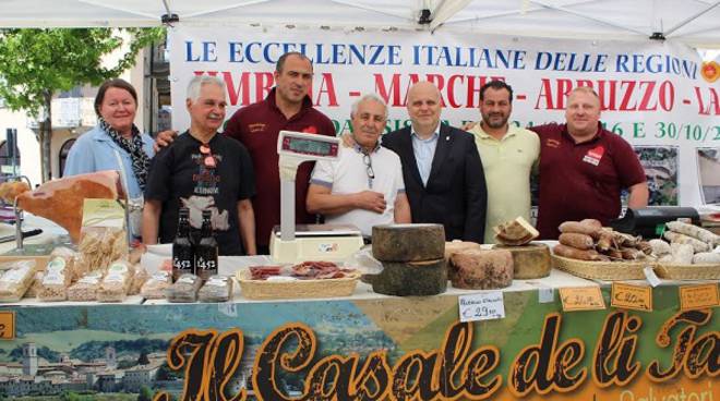 Alba, accolta in città la Cooperativa agricola di allevatori e produttori terremotati dei Monti Sibillini