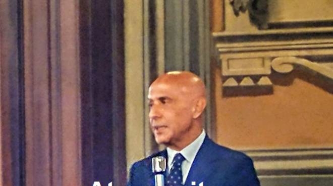 Il ministro Minniti ad Asti: "L'accoglienza deve trovare un limite nella integrazione sociale"