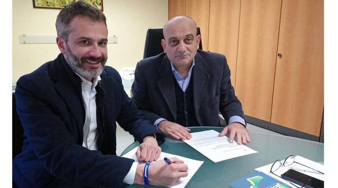 andrea giaccone firma manifesto coldiretti