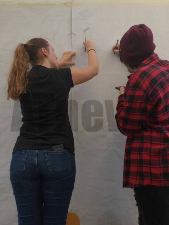 Concluso il murales della Biblioteca civica di Nizza: venerdì 31 l’inaugurazione