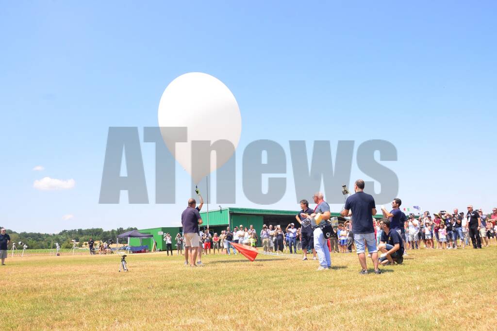 Lancio Sonda dall'Aviosuperficie di Castello d'Annone