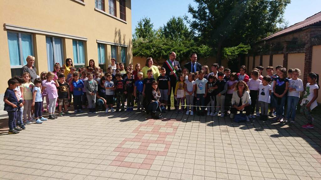 Inaugurazione scuola oberdan Portacomaro Stazione 