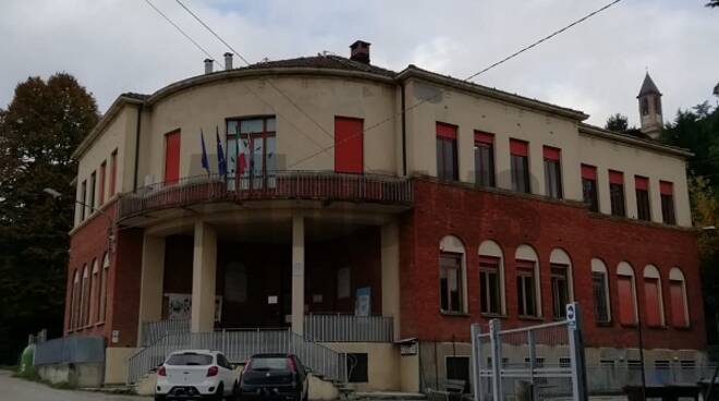 scuola serravalle d'asti