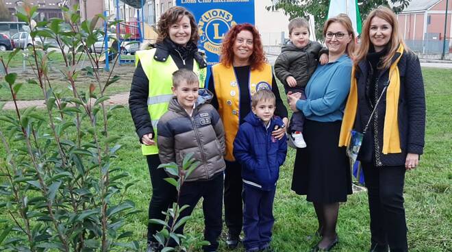 lions club asti alfieri pianta per marco massano