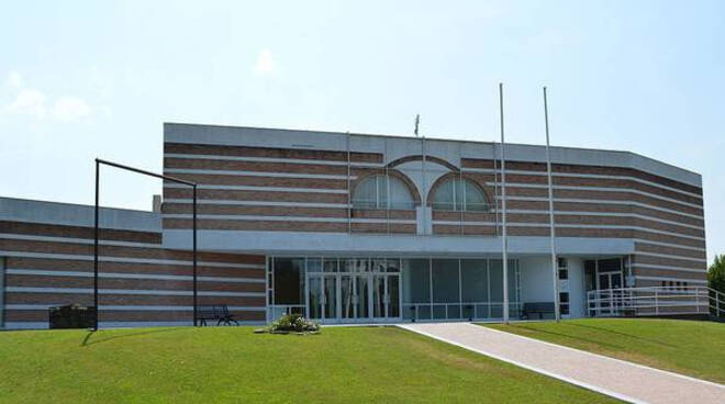 palazzo dei congressi g. morra alba