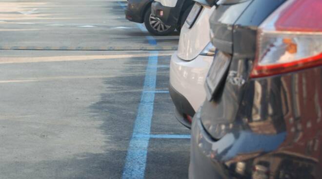 Asti, sosta gratuita nei parcheggi gestiti da Asp, parcheggio asp di via Natta