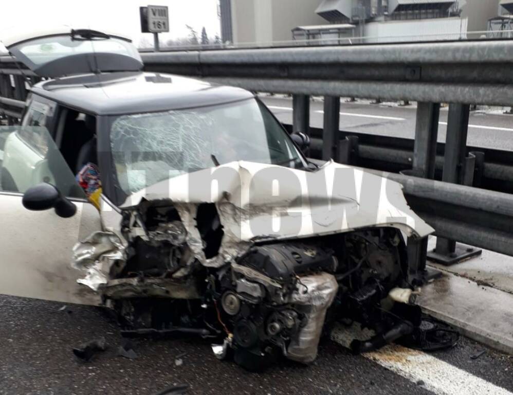 Incidente a21 piacenza