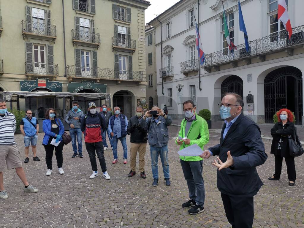 #risorgiamoitalia: incontro tra commercianti e sindaco di Asti