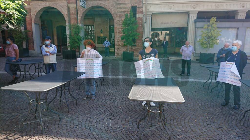 Flash Mob "Cittadini e cittadine per un'altra normalità"