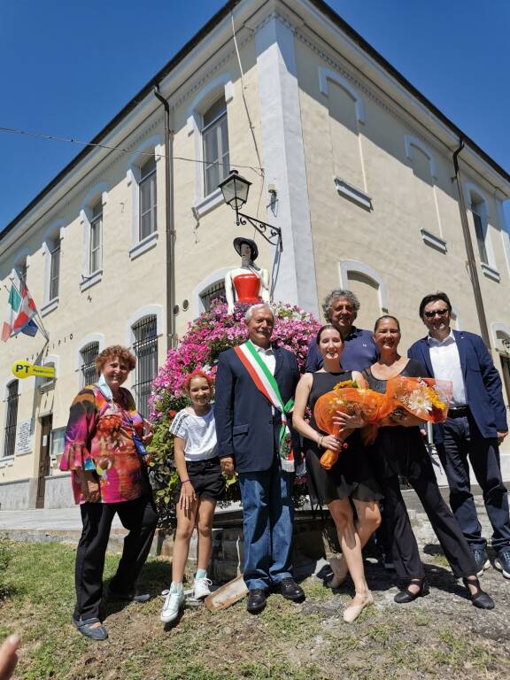 Ponzano Monferrato: fiori e paesaggio per accogliere… e vivere nel bello