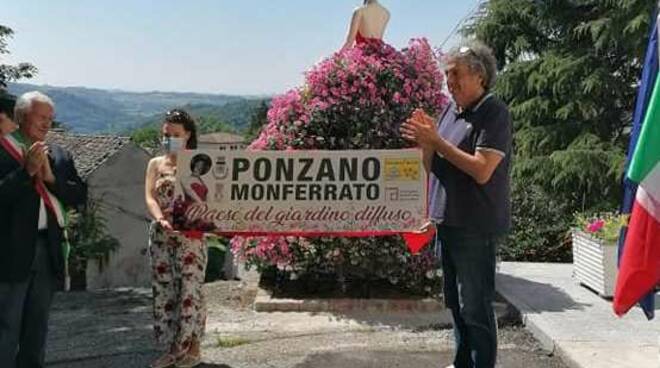 Ponzano Monferrato: fiori e paesaggio per accogliere… e vivere nel bello
