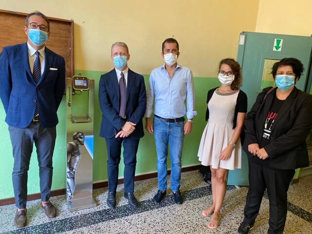 Cinque nuovi termoscanner in dono agli studenti canellesi