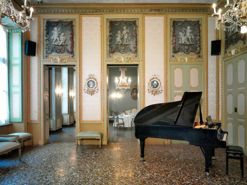 AL Sala da Musica Palazzo Gozzani di Treville Casale Monferrato