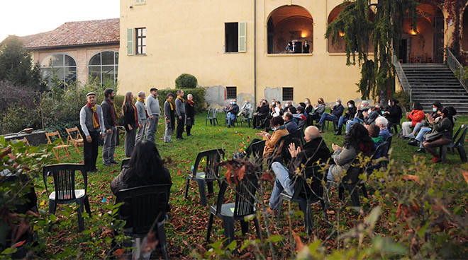 A Castagnole Monferrato successo per la camminata teatrale