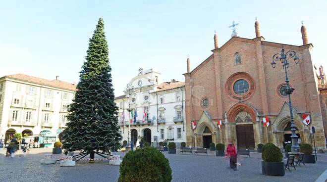 albero di natale asti piazza san secondo 2020