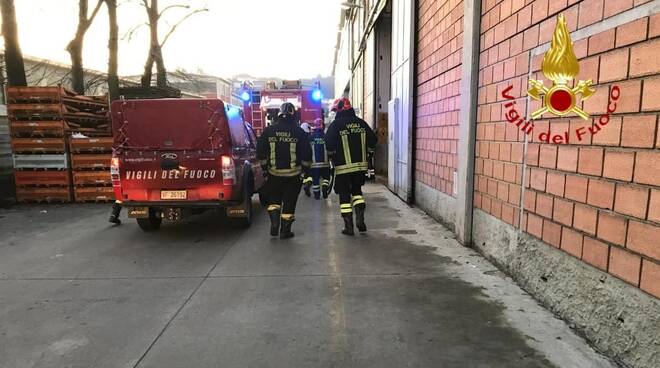 incendio ditta siderurgica castell'alfero