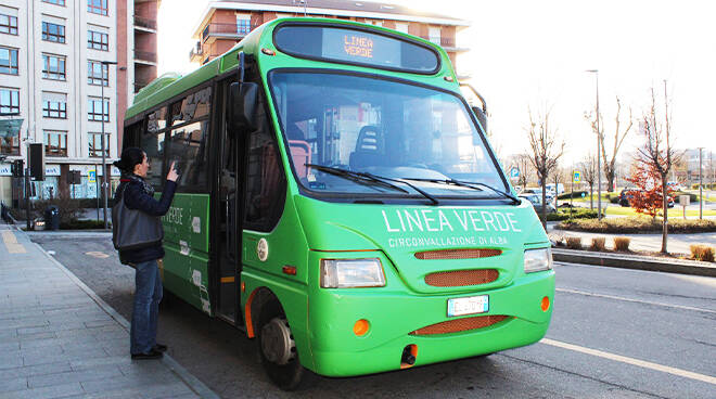 Alba: controlli rafforzati alla stazione degli autobus e sulla Linea urbana 6