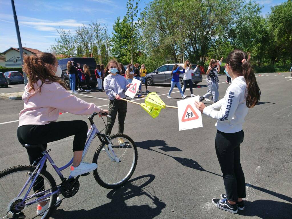 Progetto Back2bike Scuole Medie Dalla Chiesa di Nizza Monferrato