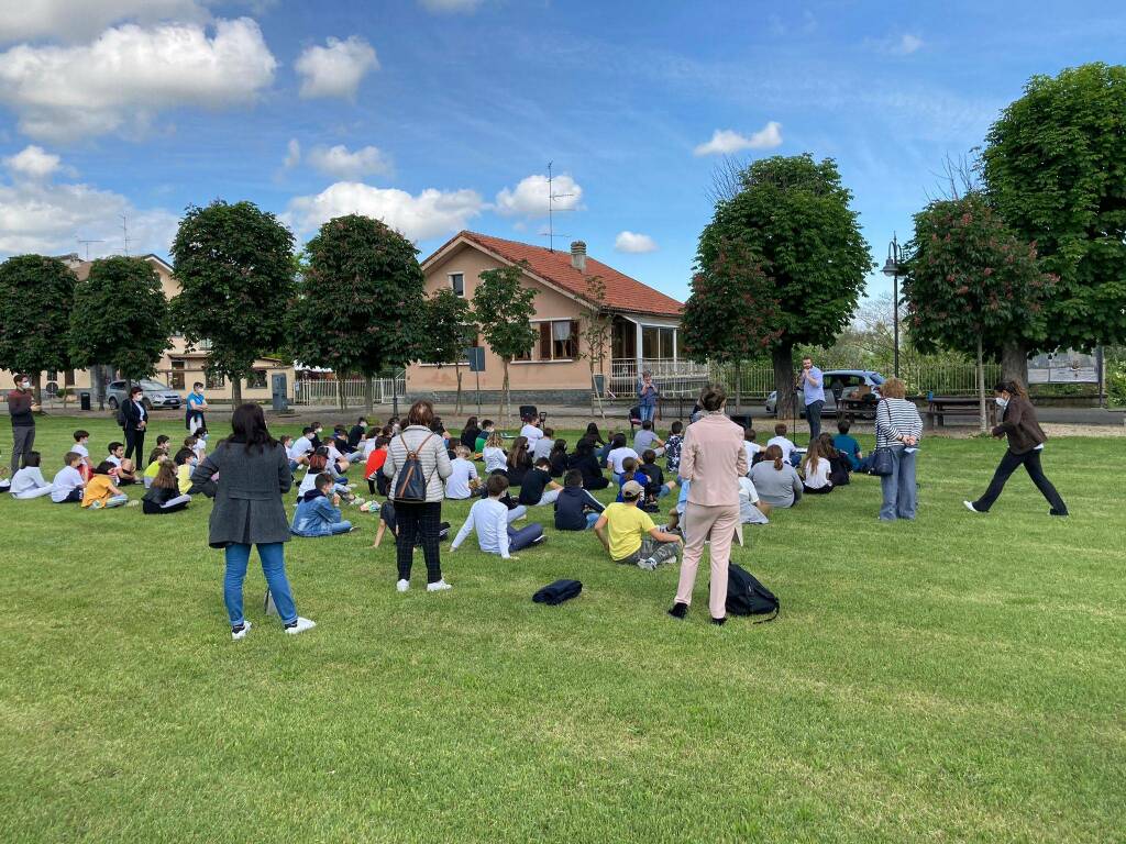 scuola media pontestura e libera e rinascita donne