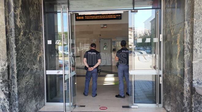 polizia asti stazione asti proteste no vax