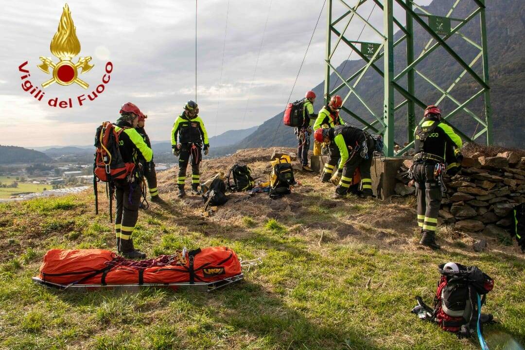 esercitazione personale specializzato in tecniche SAF vigili del fuoco quincinetto