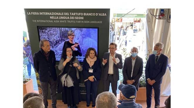 fiera tartufo lingua segni