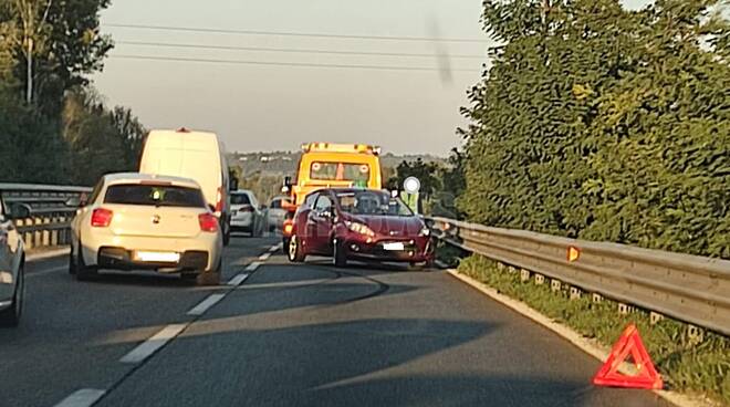 incidente tangenziale asti