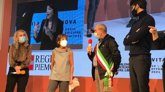 le studentesse del CPIA 1 ASTI premiate al Salone del Libro di Torino per il Concorso Letterario Nazionale Lingua Madre