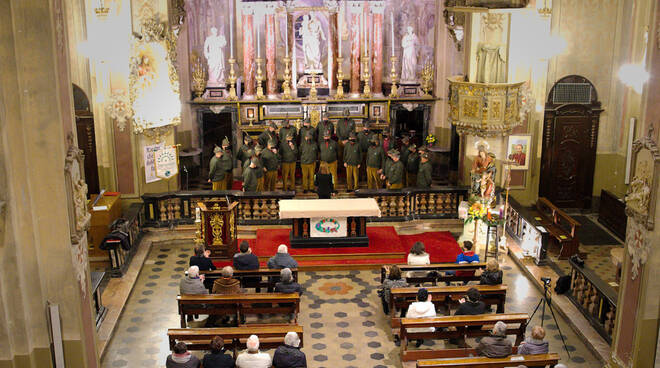 Concerto di Natale Cora Ana Vallebelbo - Chiesa Parrochiale di Revigliasco d\'Asti