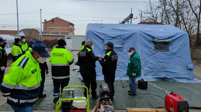 addestramento montaggio tende Coordinamento Territoriale di Protezione Civile di Asti