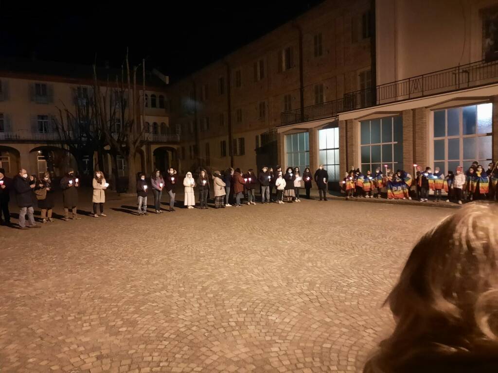 Fiaccolata per la pace Nizza Monferrato 