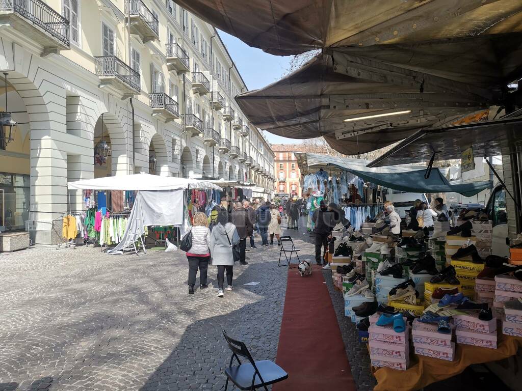 nuovo mercato piazza alfieri