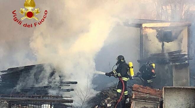 incendio nizza monferrato 