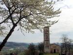 san nazario montechiaro romanico in collina