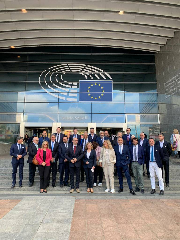 Una delegazione di sindaci piemontesi in visita al Parlamento europeo