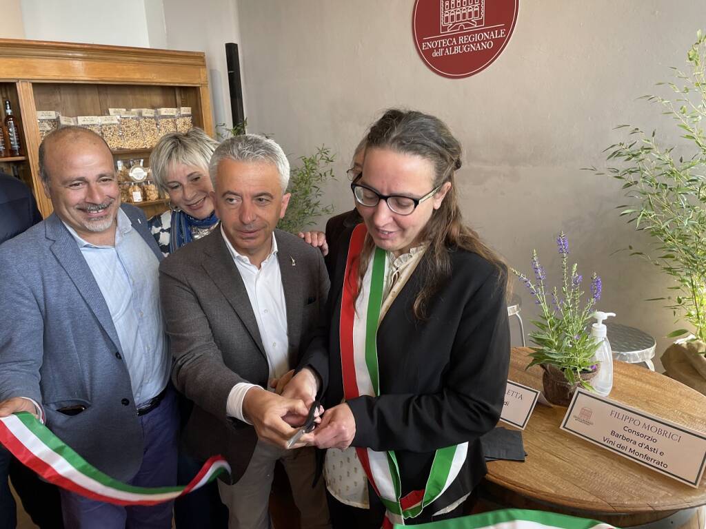 Inaugurazione Enoteca regionale Albugnano