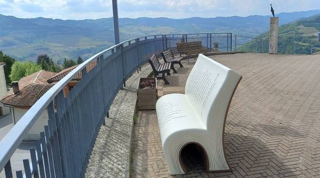 panchine letterarie santo stefano belbo