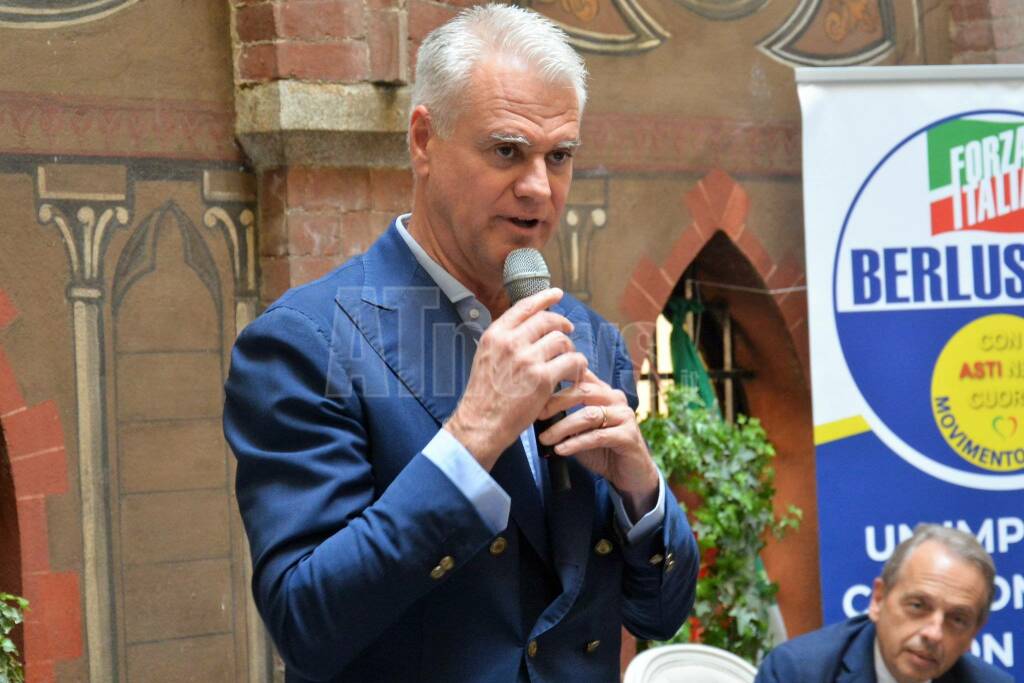 Presentazione Lista Forza Italia e Movimento Civico Astigiano foto Vittorio Penna