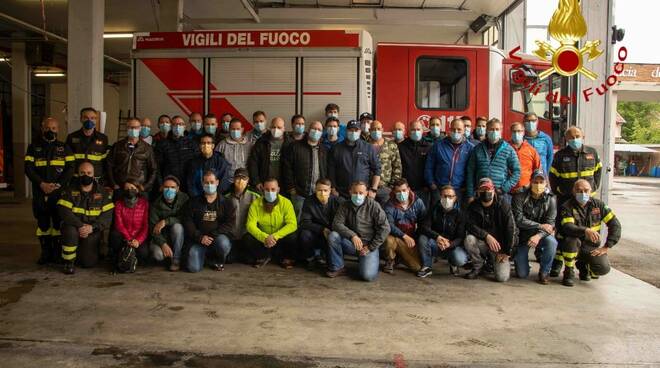 Visita vigili del fuoco Svizzera Asti 