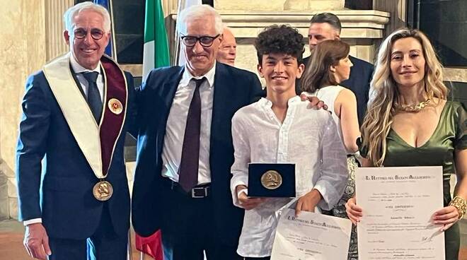 Medaglia Laurenziana a nicolà varlotta istituto penna