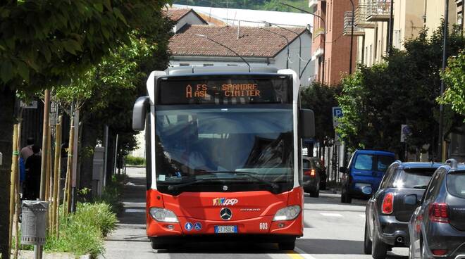 Chiusura cavalcavia giolitti bus Asp asti 