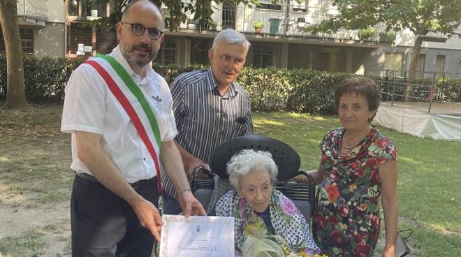 Ad Asti festeggiati i 100 anni di Francesca Stella - ATNews.it