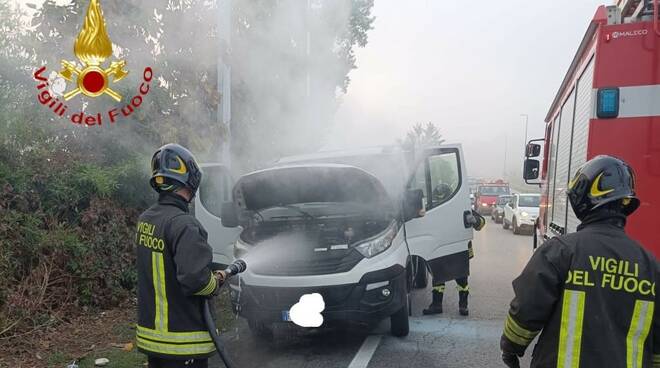 incendio furgone corso savona